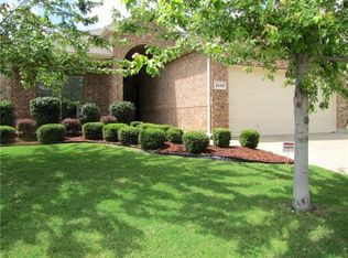 2640 Sandcherry Dr, Fort Worth, TX 76244