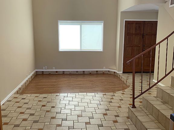 2nd image of 2615 W Grand Ave APT A