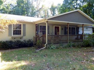 86763 60th St, Decatur, MI 49045