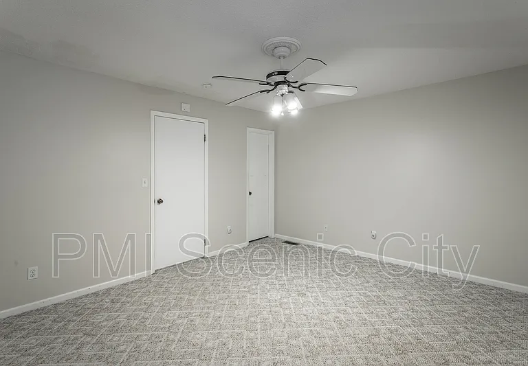 1602 Rustic Homes Ln — Photo 38