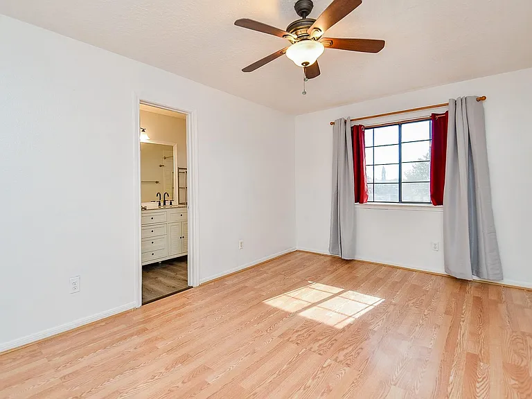 13837 Purplemartin St — Photo 24