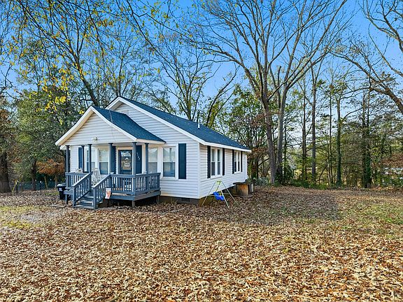 2nd image of 5107 Davis Cir