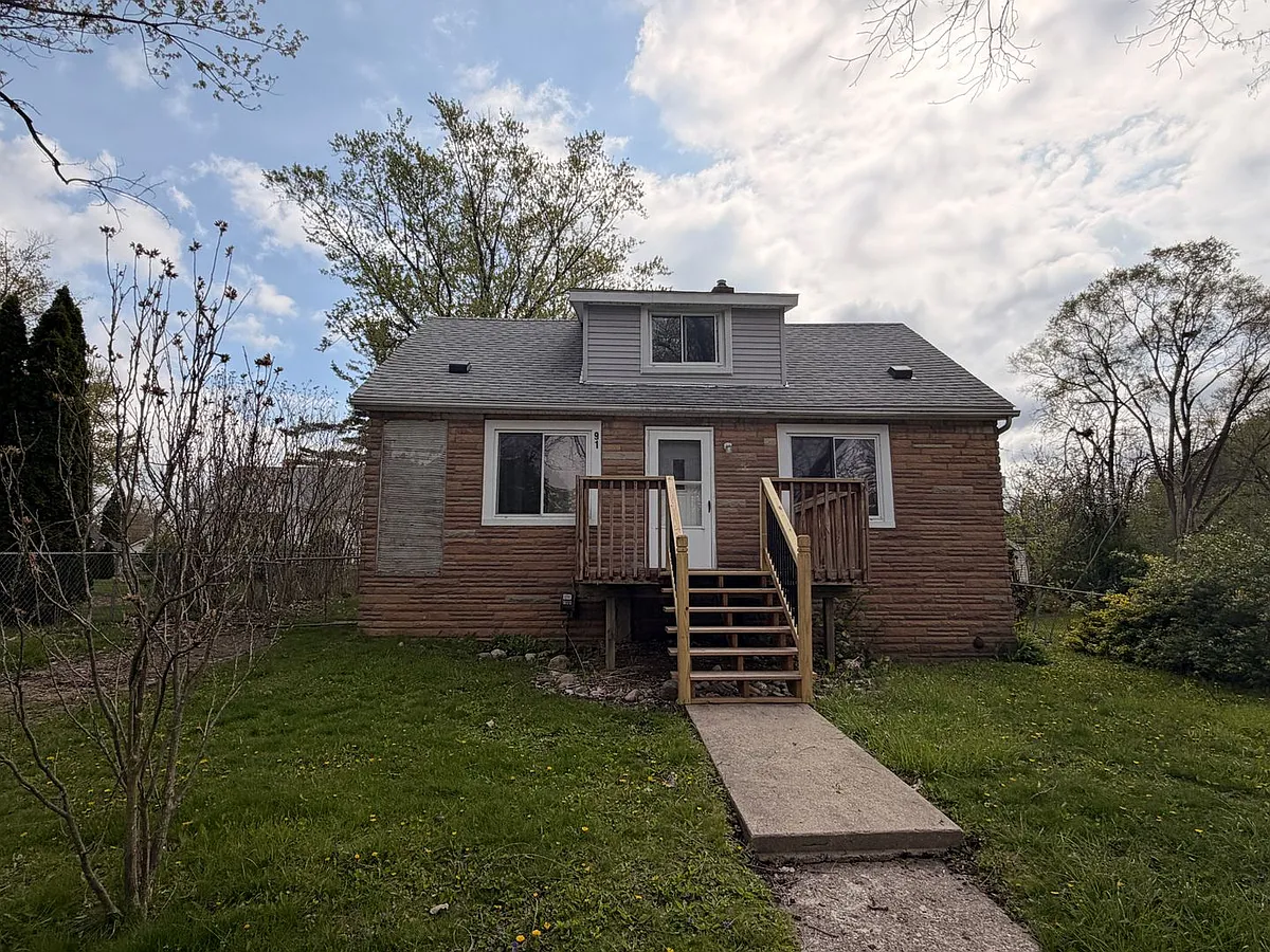 Building Photo - 91 Waterly Ave