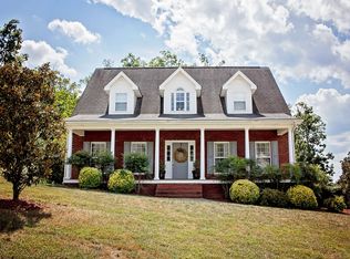 94 Carriage Dr, Ringgold, GA 30736