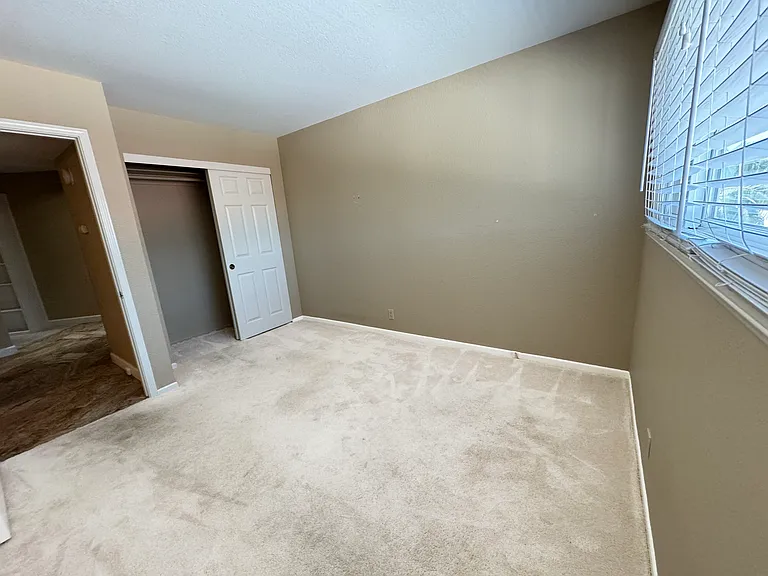 2920 Union St #301 — Photo 20