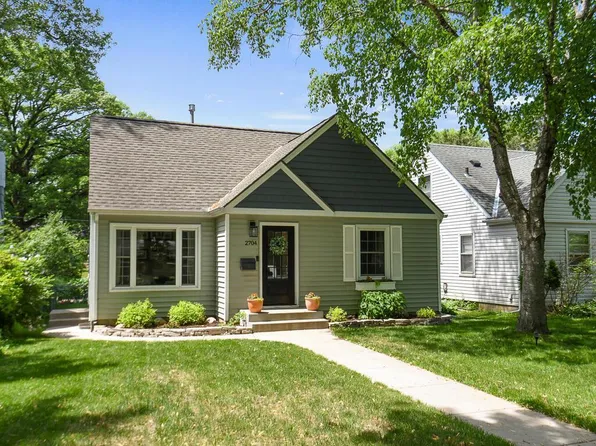 2704 Hampshire Ave S, Saint Louis Park, MN 55426