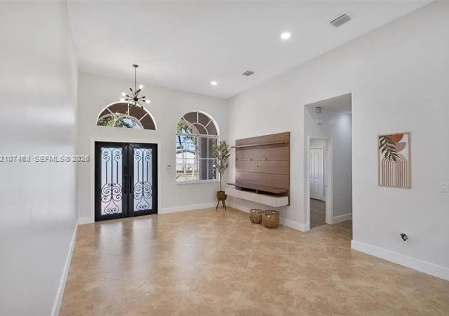 7071 W 6th Ave # 7071, Hialeah, FL 33014 — Photo 4