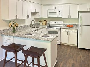 Covington Club Luxury Homes, Farmington, MI 48334