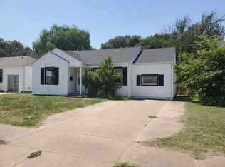 1016 N Pine St, Ponca City, OK 74601