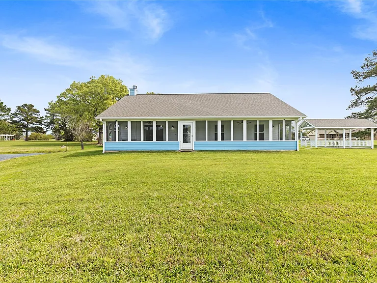 140 Meadowview Dr — Photo 23