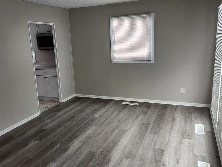 6650 Decatur St — Photo 9