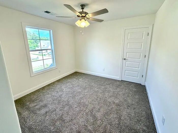 7425 Newbury Dr — Photo 14