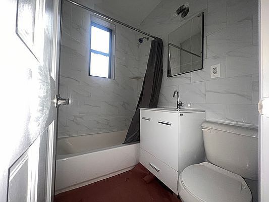 4th image of 119-14 Union Tpke #B7