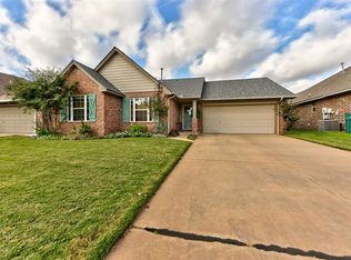 12217 Chesterfield Ln, Oklahoma City, OK 73173