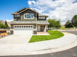 117 Vineyard Ave, Chelan, WA 98816