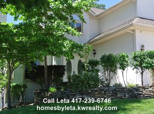 172 Eagle Pointe Dr, Branson, MO 65616