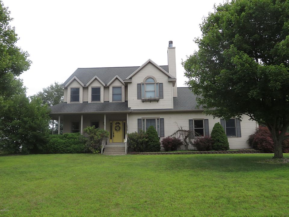 1st image of 1030 E Bluff Ct