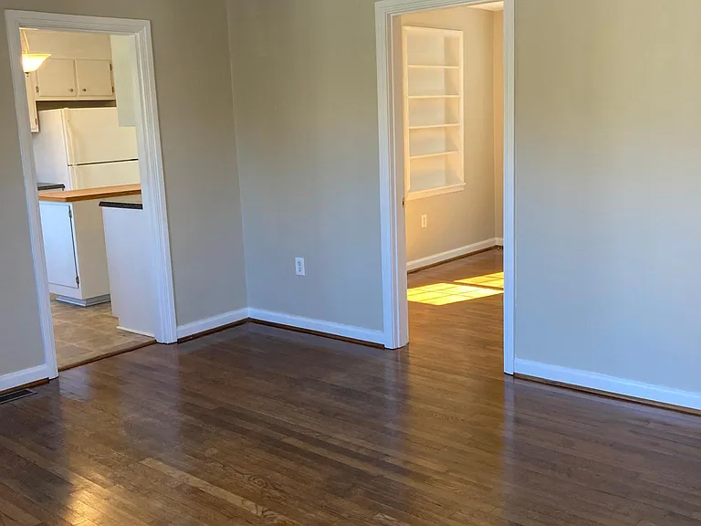 4902 Sycamore Pl — Photo 6
