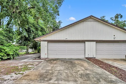 932 Robinhood Ct Photo 1
