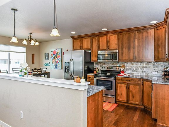 3rd image of 3221 Monte Christo Ave