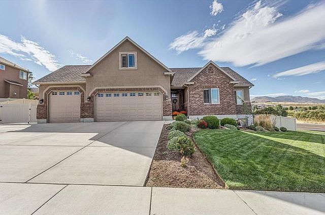 1st image of 14214 S Valle Vista Dr