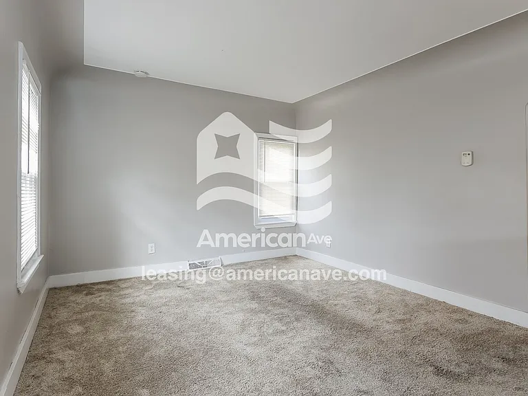 772673_003_living_room_13667119.jpg