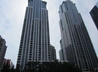 763 Bay St #1713, Toronto, ON M5G 2R3