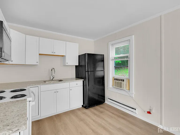 302 Schoolhouse Rd #B — Photo 12