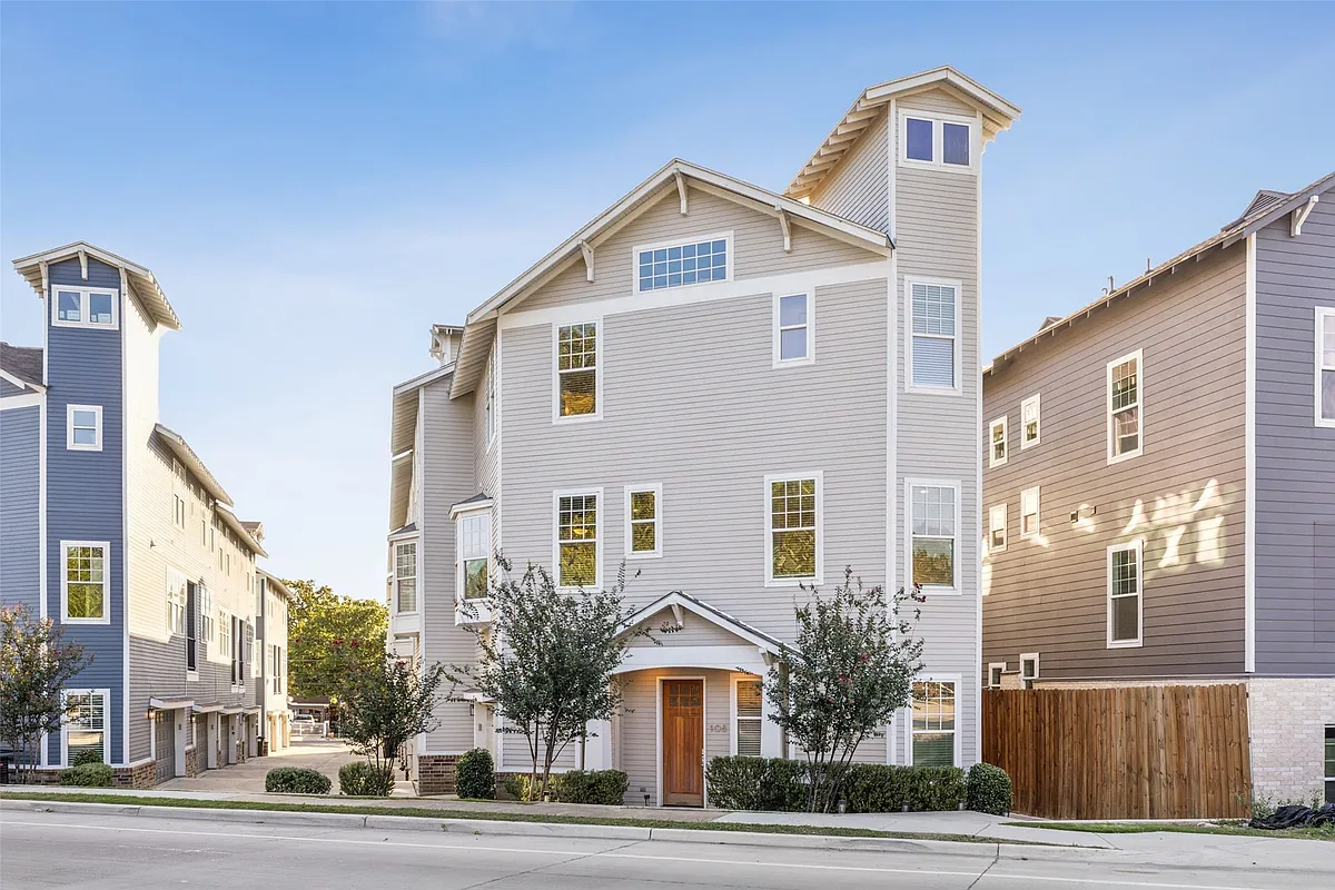 Building Photo - 645 N Tyler St #108