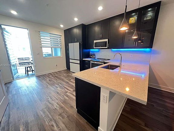 3rd image of 10229 NW 64th Ter APT 101