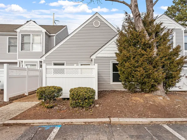 5116 La Sombre Dr, Raleigh, NC 27616