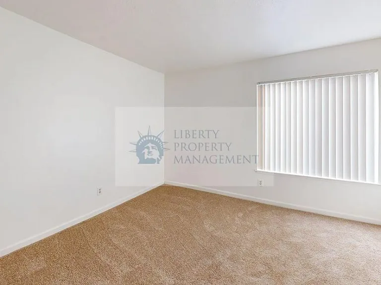 1313 Floyd Ave #119 — Photo 11