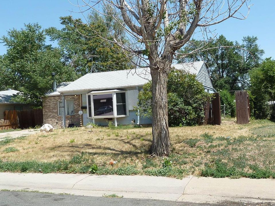 2nd image of 1084 Galena St