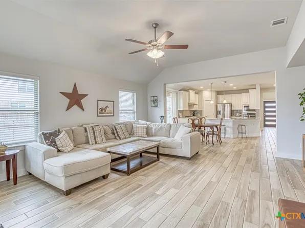 337 Blue Oak Blvd, San Marcos, TX 78666
