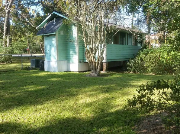705 S 4th St, Leesville, LA 71446