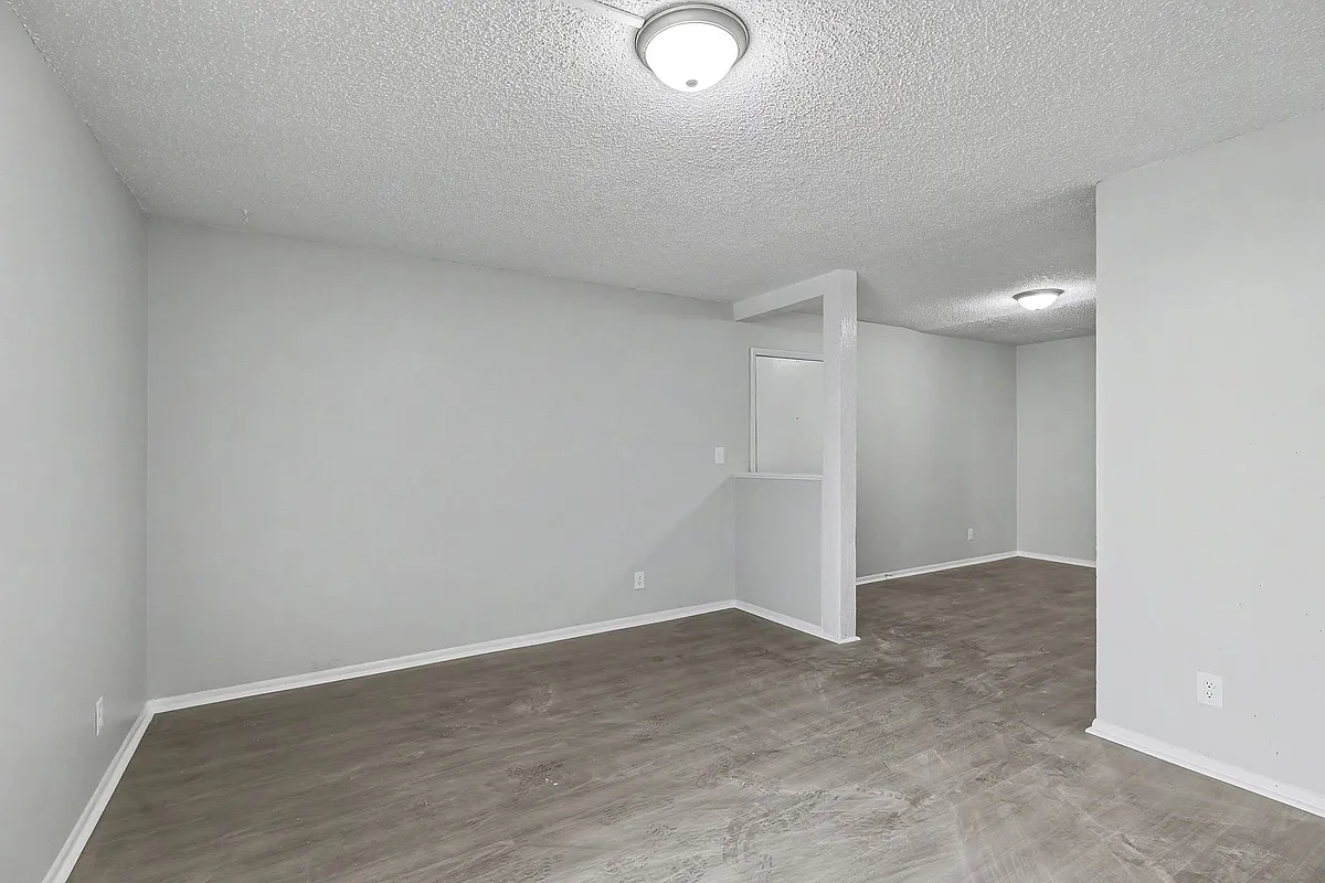 Building Photo - Stoneybrook Apartments