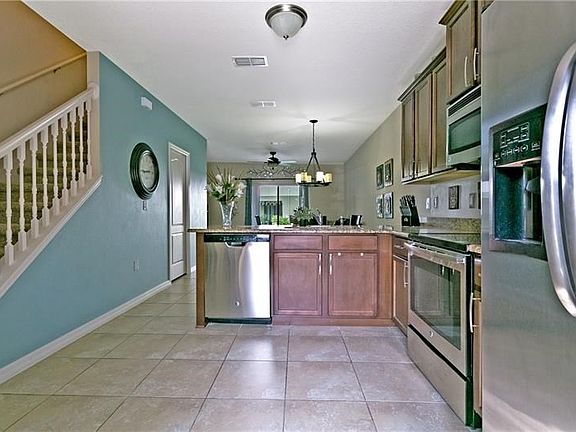 4th image of 3231 Windleshore Way