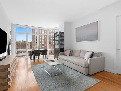 555 W 59th St APT 21G, New York, NY, 10019
