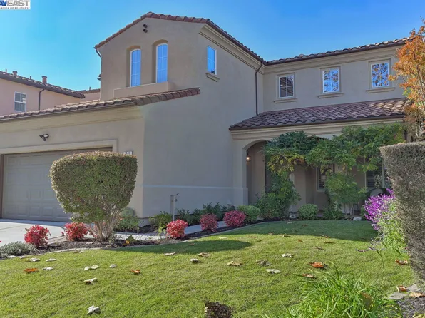 1288 Ustilago Dr, San Ramon, CA 94582