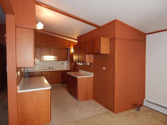 4th image of 205 1st St