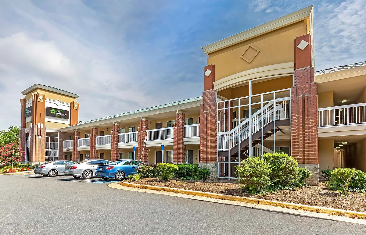 Exterior - Washington, D.C. - Reston