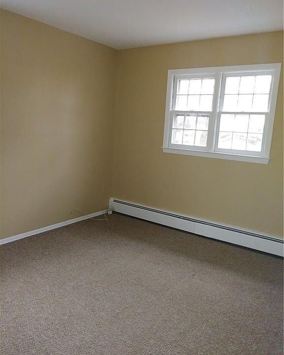 1st image of 5 Brookridge Ct