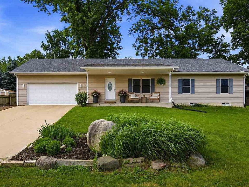 1st image of 325 Hillview Dr