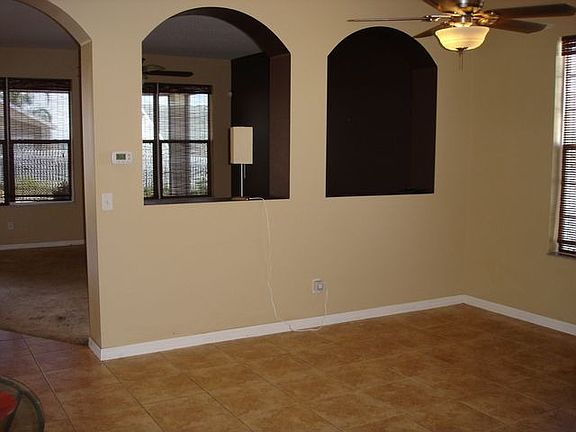 2nd image of 12826 Hyland Ln