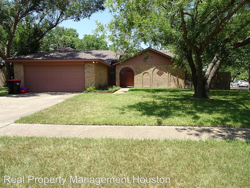 1st image of 24102 Nomini Hall Ln