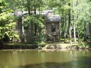 665 N Beau Chene Dr APT 10, Mandeville, LA 70471