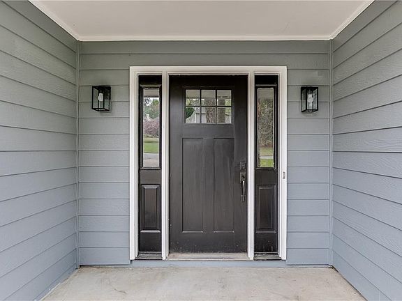 2nd image of 2084 Wolf Creek Ct