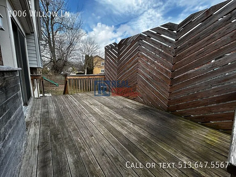 1006 Willow Ln — Photo 23
