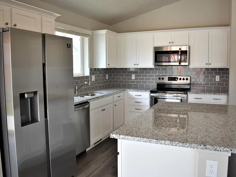 12635 Clearwell St — Photo 11