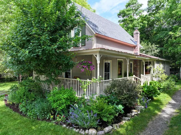 385 East Main Street, Middlebury, VT 05753